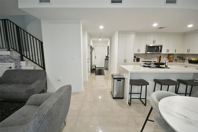 1339 NW 2nd Ln, Florida City, FL 33034