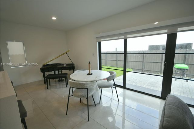 1339 NW 2nd Ln, Florida City, FL 33034