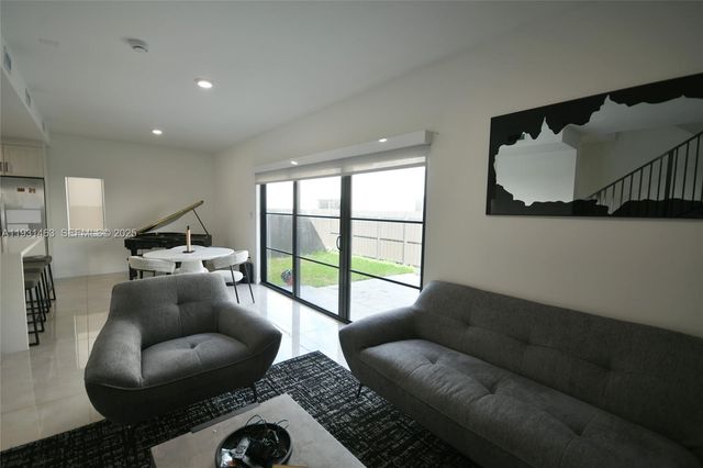 1339 NW 2nd Ln, Florida City, FL 33034