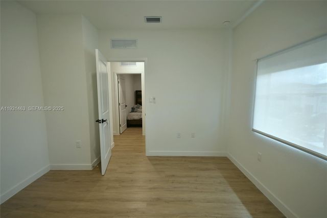 1339 NW 2nd Ln, Florida City, FL 33034