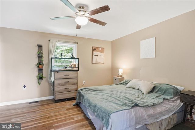 300 ELK TRL, Winchester, VA 22602