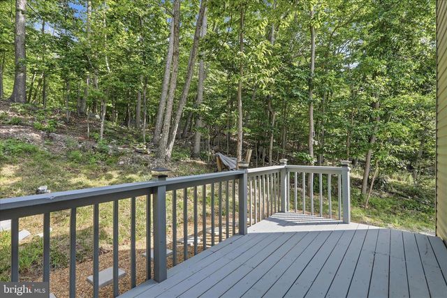 300 ELK TRL, Winchester, VA 22602
