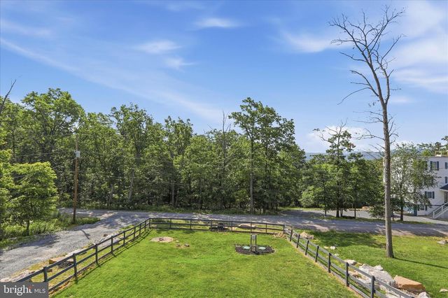 300 ELK TRL, Winchester, VA 22602