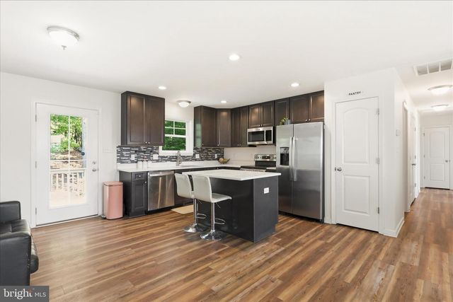 300 ELK TRL, Winchester, VA 22602