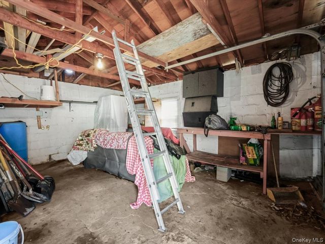 36 Russell Place, Freeport, NY 11520