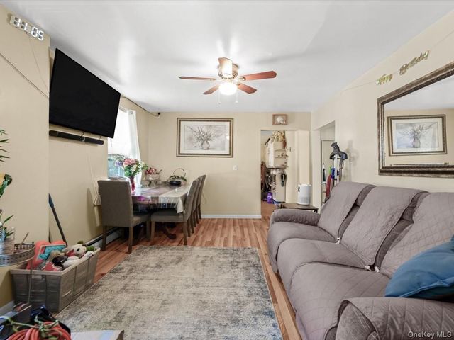 36 Russell Place, Freeport, NY 11520