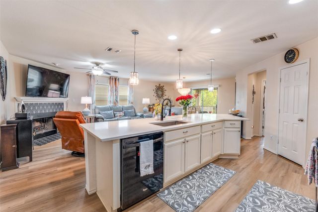 301 Rummel DR, Kyle, TX 78640