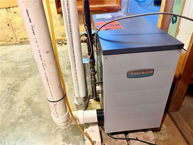 196 Short Crumhorn Road, Maryland, NY 12116