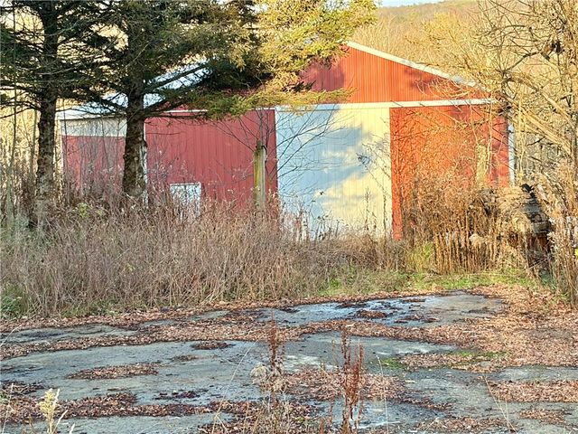 196 Short Crumhorn Road, Maryland, NY 12116