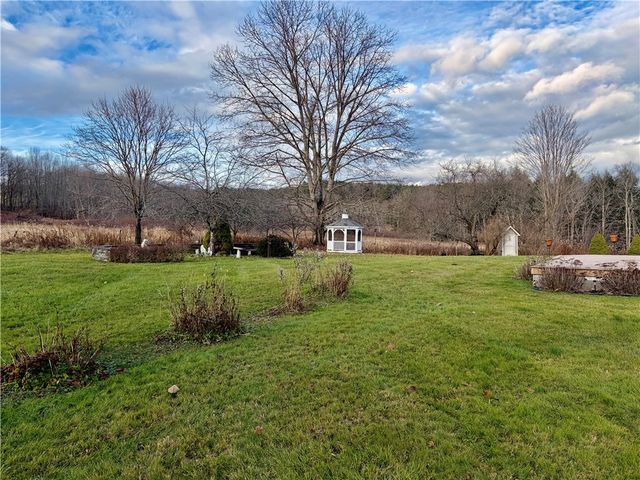 196 Short Crumhorn Road, Maryland, NY 12116