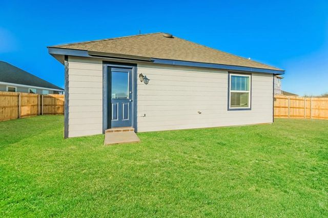 1911 Malus Way, El Reno, OK 73036