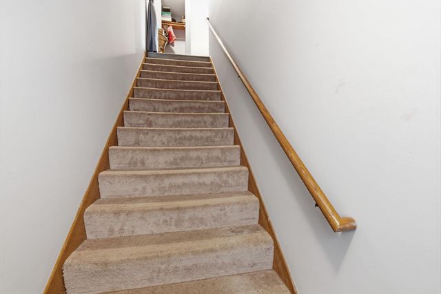 2063 N Park Drive 6, Saint Paul, MN 55119