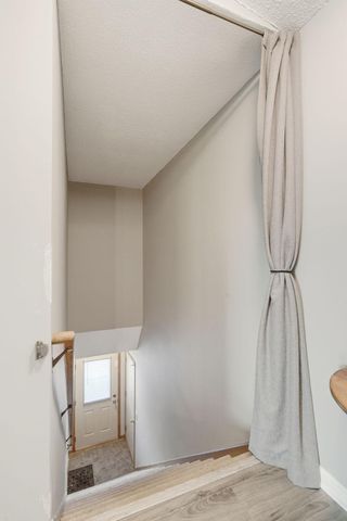 2063 N Park Drive 6, Saint Paul, MN 55119