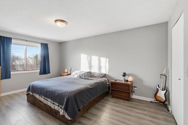 2063 N Park Drive 6, Saint Paul, MN 55119