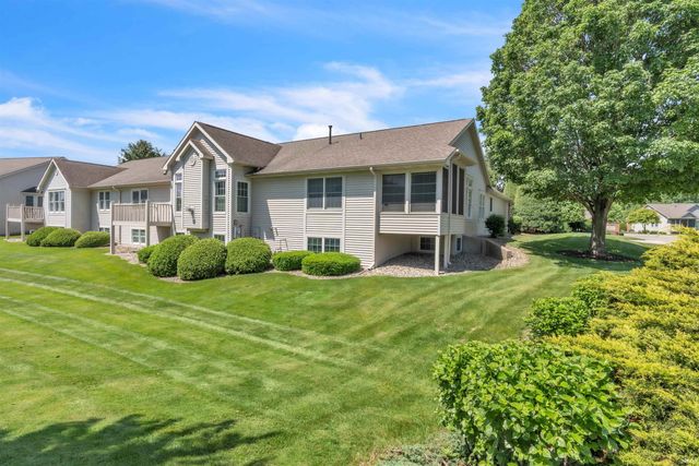 1311 Somerset Court, Goshen, IN 46528