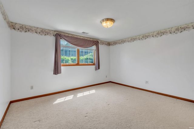 1311 Somerset Court, Goshen, IN 46528