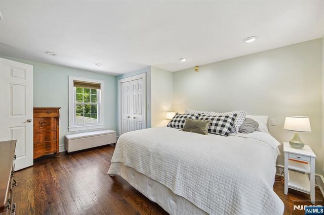 42 Hillside Avenue, Upper Saddle River, NJ 07458