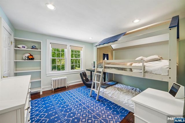 42 Hillside Avenue, Upper Saddle River, NJ 07458