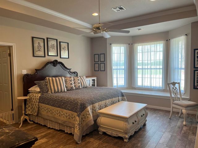 142 Hickory Valley Lane, Waco, TX 76705