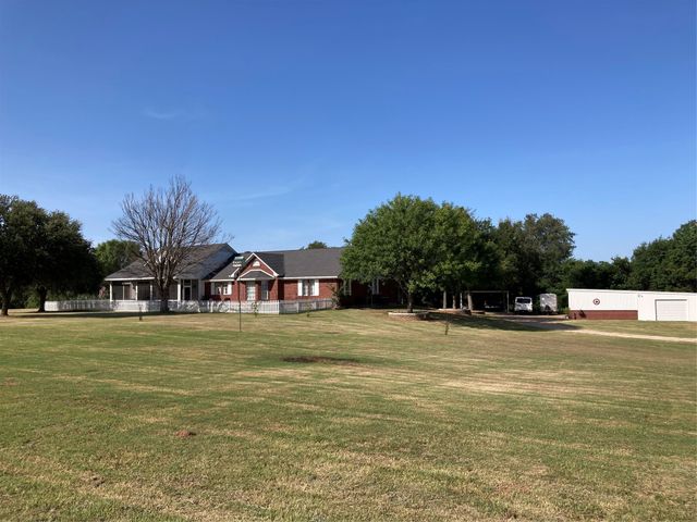 142 Hickory Valley Lane, Waco, TX 76705