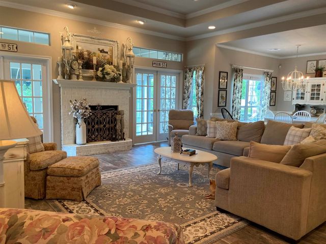 142 Hickory Valley Lane, Waco, TX 76705