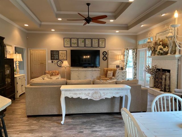 142 Hickory Valley Lane, Waco, TX 76705