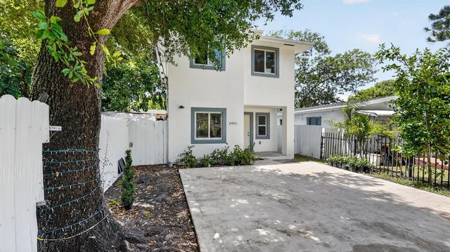 2902 NW 44th Street, Miami, FL 33142
