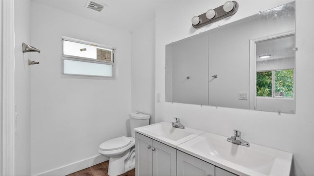 2902 NW 44th Street, Miami, FL 33142