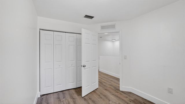 2902 NW 44th Street, Miami, FL 33142