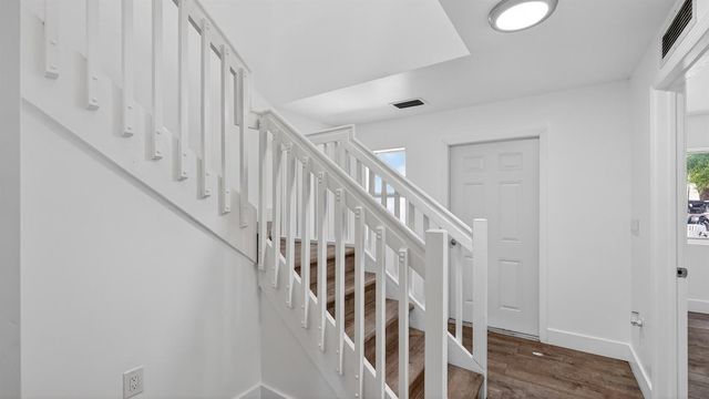 2902 NW 44th Street, Miami, FL 33142