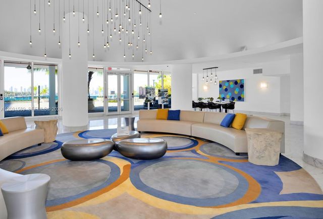 1000 West Avenue 301, Miami Beach, FL 33139