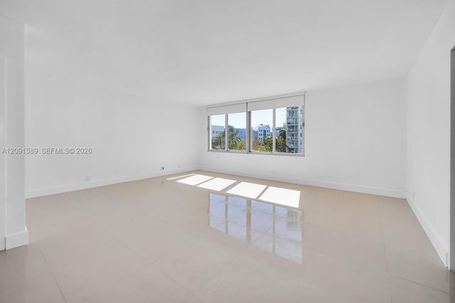 1000 West Avenue 301, Miami Beach, FL 33139
