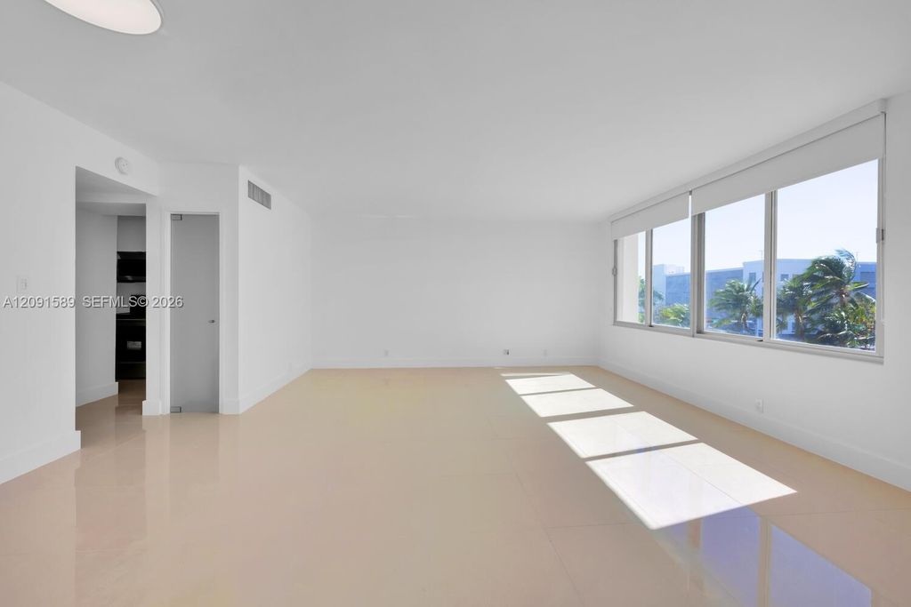 1000 West Avenue 301, Miami Beach, FL 33139