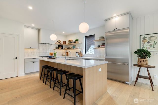 7421 Bagley Avenue N, Seattle, WA 98103