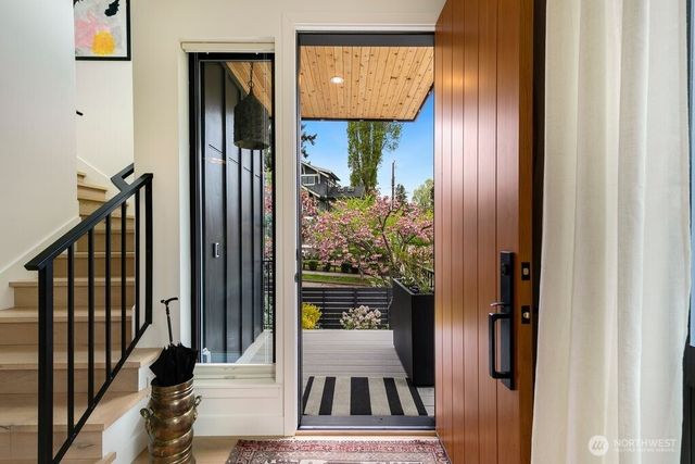 7421 Bagley Avenue N, Seattle, WA 98103