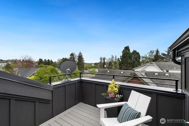 7421 Bagley Avenue N, Seattle, WA 98103