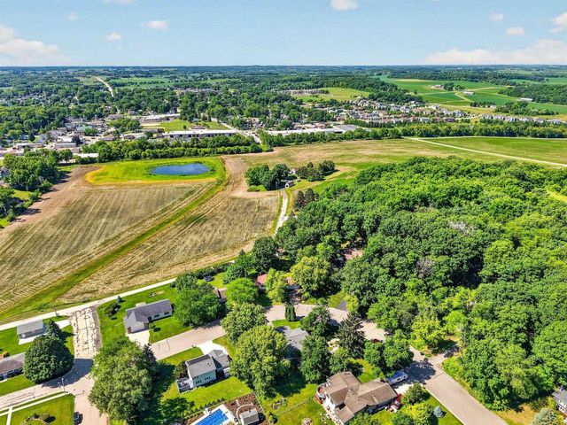 502 Sager Street, Deerfield, WI 53531