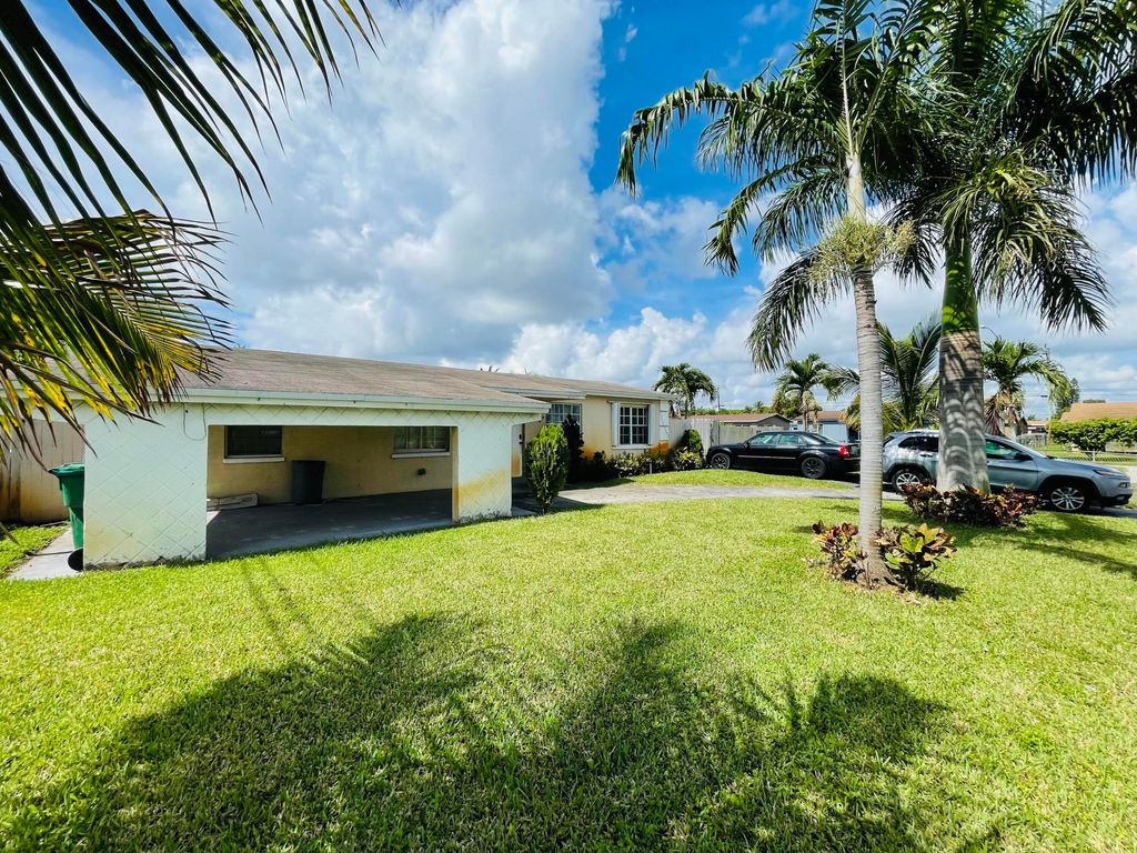 3480 NW 18th Street, Lauderhill, FL 33311