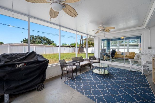 6752 31ST TERRACE N, St Petersburg, FL 33710