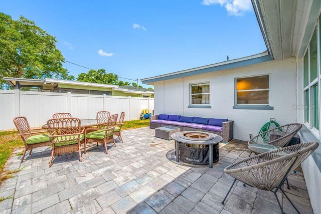 6752 31ST TERRACE N, St Petersburg, FL 33710