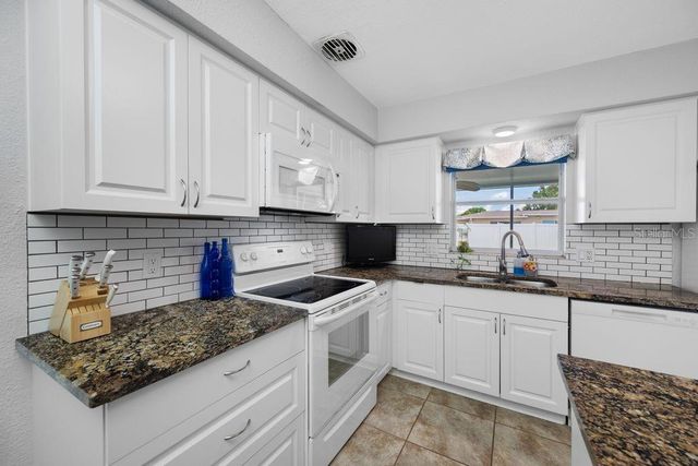 6752 31ST TERRACE N, St Petersburg, FL 33710