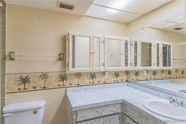 1105 S Waterview Drive, Inverness, FL 34450