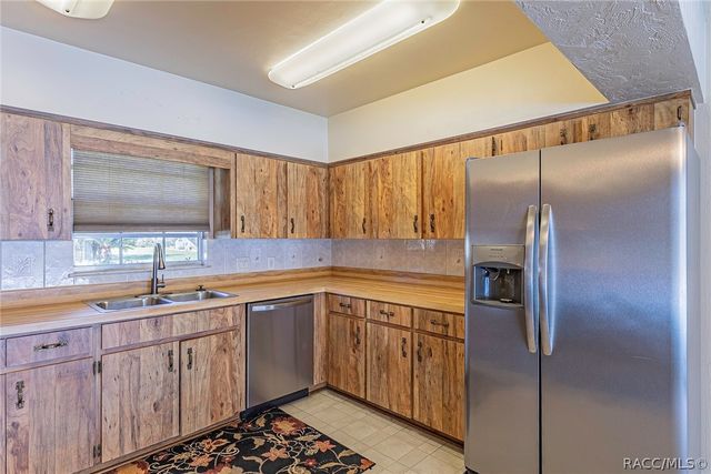 1105 S Waterview Drive, Inverness, FL 34450