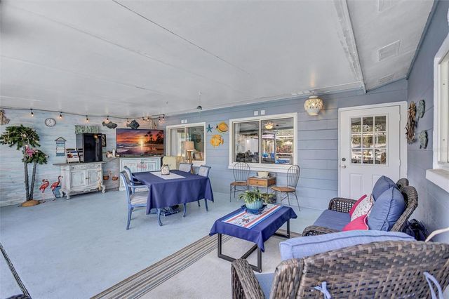 563 LEWIS BOULEVARD SE, St Petersburg, FL 33705