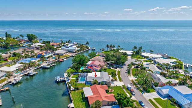 563 LEWIS BOULEVARD SE, St Petersburg, FL 33705