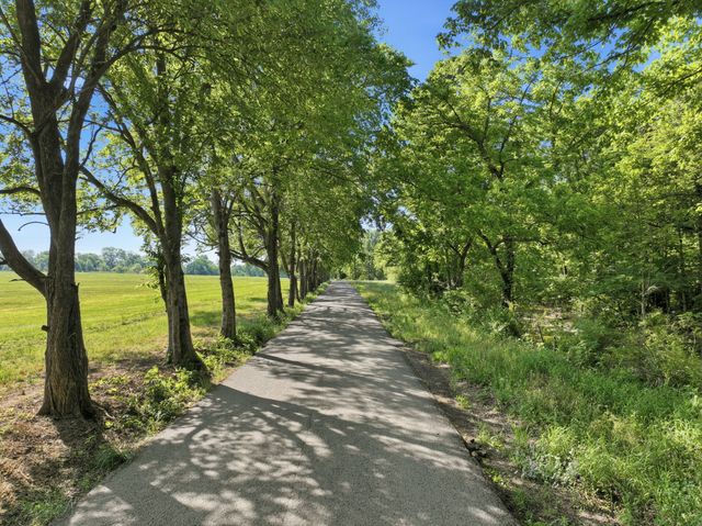 7 Deshea Creek Rd, Gallatin, TN 37066