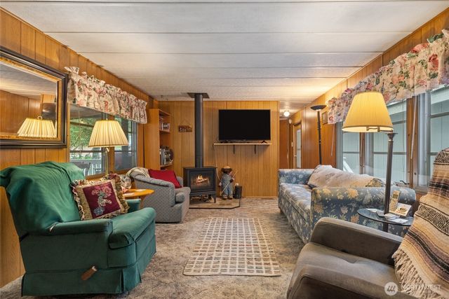146 Paradise Drive, Ashford, WA 98304