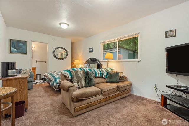 146 Paradise Drive, Ashford, WA 98304