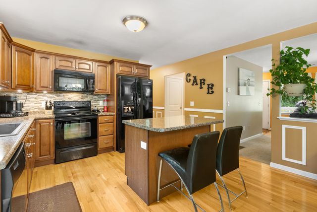 33 Cider Street, Epping, NH 03042