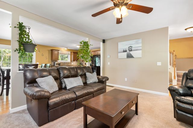 33 Cider Street, Epping, NH 03042